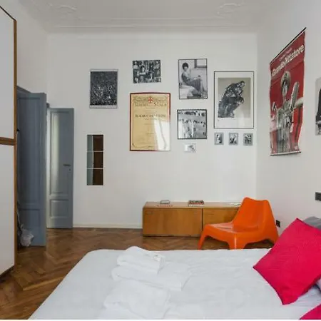 Апартаменты The Eclectic Flat *